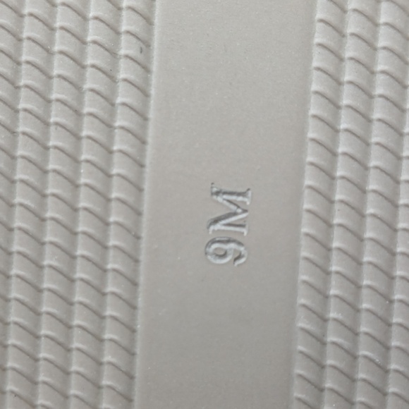 Vince Camuto Jimena Sandal Rhinestones 9M New - Picture 8 of 8